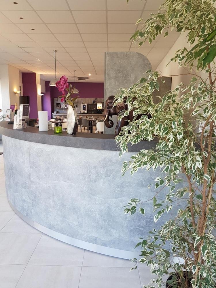 Brit Hotel Confort Nevers Centre Gare Exterior foto