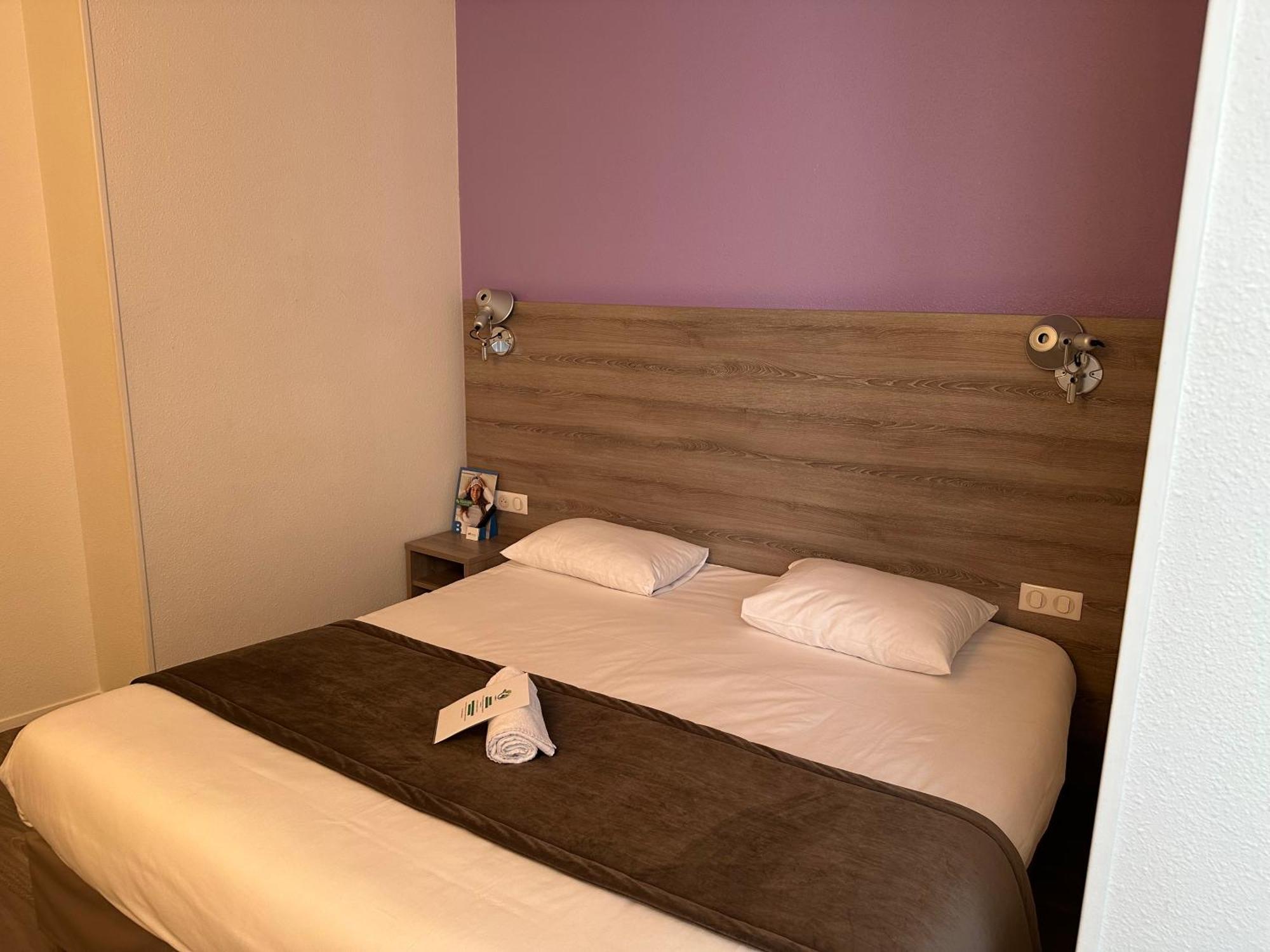 Brit Hotel Confort Nevers Centre Gare Exterior foto