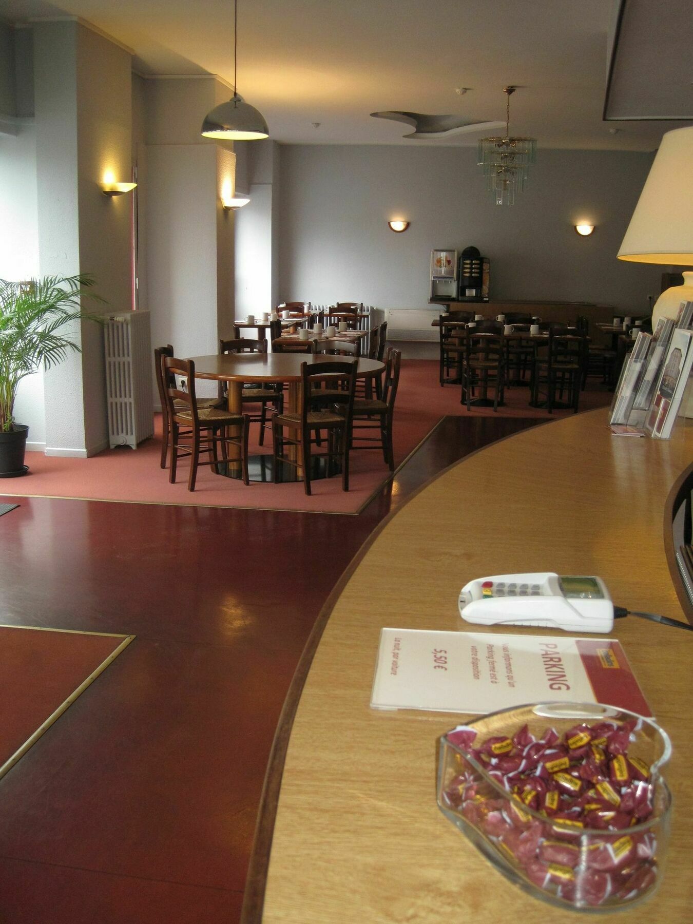Brit Hotel Confort Nevers Centre Gare Exterior foto